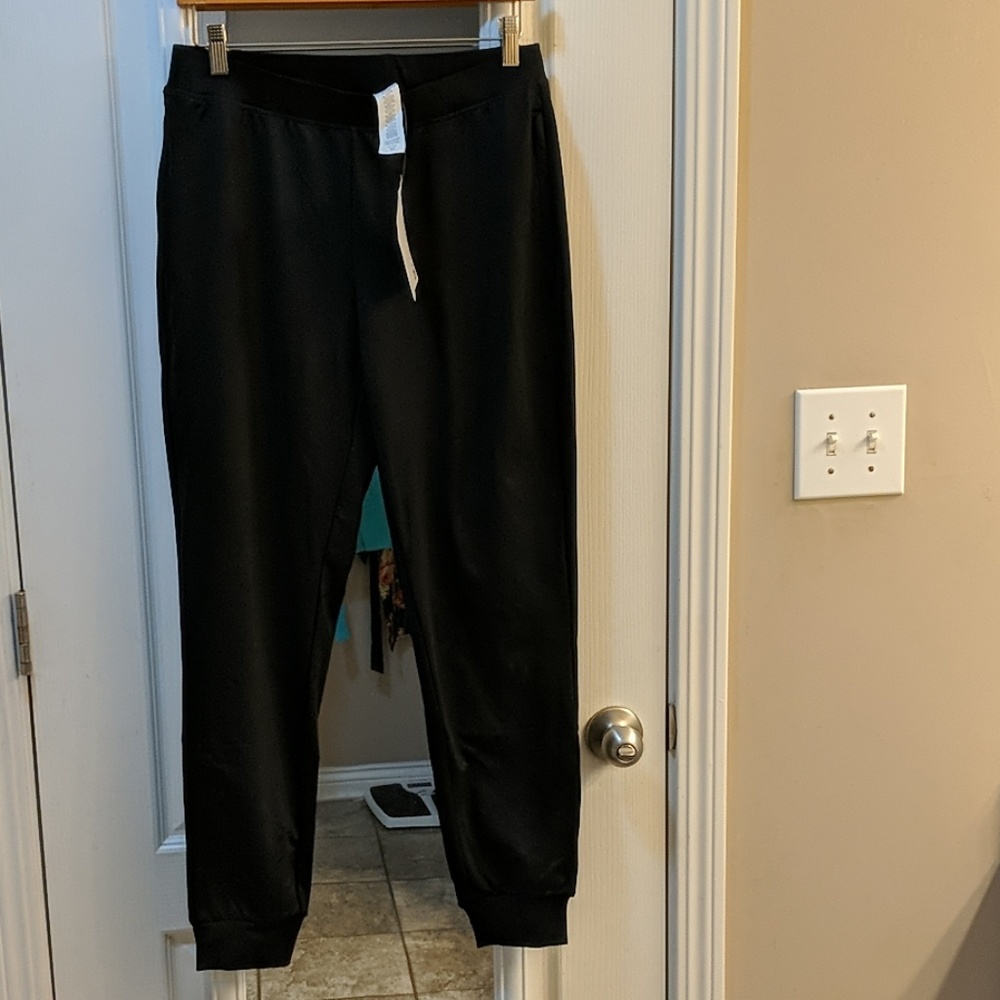 Fabletics Black Jogger Size Medium